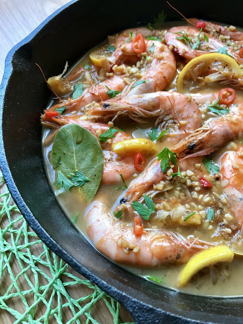 langostinos al estilo cajún de nueva orleans receta