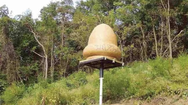 Kecksburg Pennsylvania USA cone shape UFO sighting 1965.