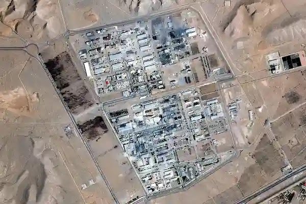 Ataques dos EUA não conseguiram destruir instalações nucleares do Irã, diz relatório de inteligência