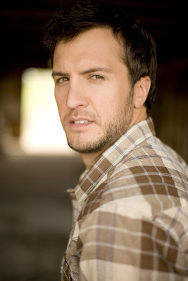 Luke Bryan Wiki, Photos & Video Songs !