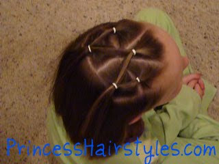 rubber band hairstyle