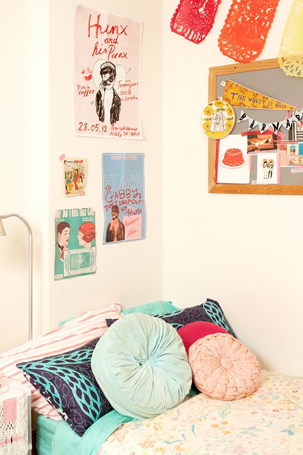 College Bedroom Decor
