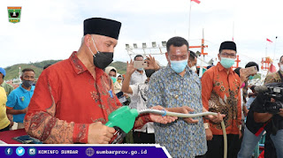 SPBN Diresmikan, Nelayan Pesisir Selatan Bisa Isi Bahan Bakar di Pantai Carocok