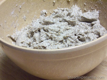 sourdough-rye-raisins-walnuts 002