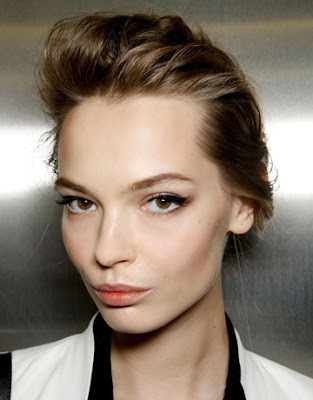 Spring and Summer 2012 Makeup Trends