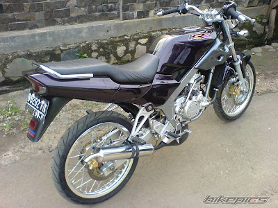 Modifikasi+Motor+Kawasaki+Ninja+2 Modifikasi Motor Ninja 150 R Ungu Metalic Krom 2011