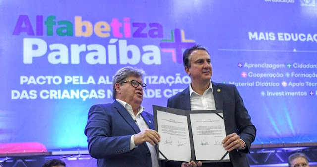 João Azevêdo lança programa de alfabetização na idade certa e potencializa ensino-aprendizagem