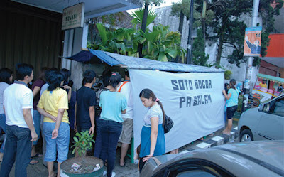   Salah satu jajanan soto di Jalan Surya Kancana-Bogor