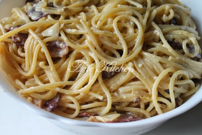 Original Spaghetti Alla Carbonara Versi Laura Vitale 