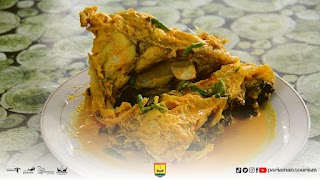  Gulai kapalo lauak/gulai kepala ikan masakan Khas Piaman