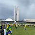 Caos em Brasília: bolsonaristas invadem Congresso, Planalto e STF pedindo intervenção militar