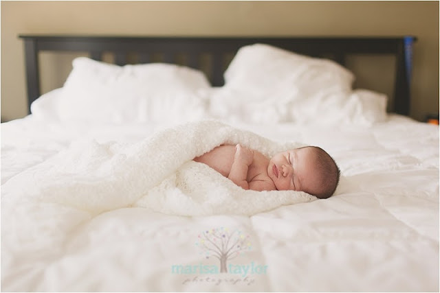 delaware newborn photographer, pennsylvania newborn photographer, lifestyle baby photography, marisa taylor photography