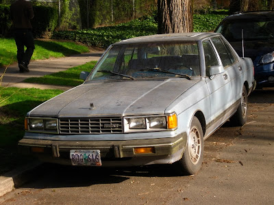 Nissan on Old Parked Cars  1984 Nissan Maxima