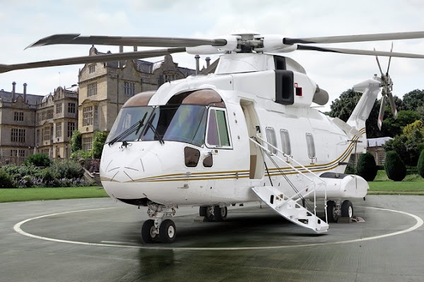 Soal Helikopter Mewah Presiden, Netizen Sindir Dengan Hastag #PapaMintaHelikopter