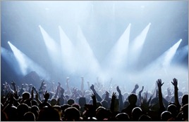 Crowd LR - Fotolia_8216433_Subscription_L