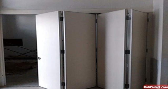 Pintu Geser Model Lipat