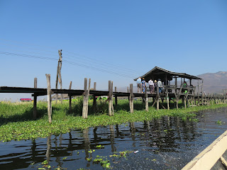 インレー湖の桟橋