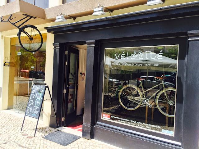 BIKE FRIENDLY BRUNCH | VELOCITÉ CAFÉ