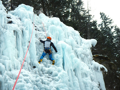 cascade-de-glace les contamines Manu RUIZ