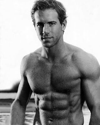 ryan reynolds shirtless. Ryan+reynolds+shirtless+blade