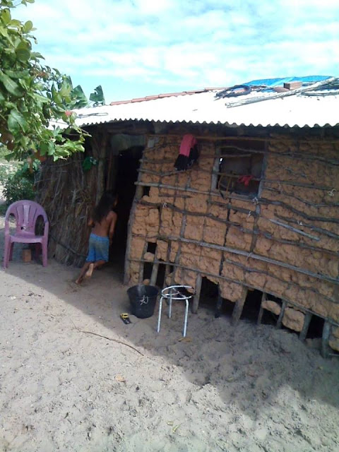 SOLIDARIEDADE: Ajude na construção da casa da senhora Márcia, residente no povoado Alto Alegre, município de Tutóia-MA