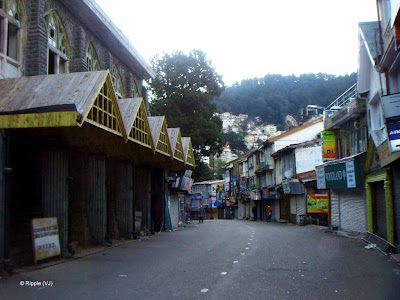 Posted by Ripple (VJ) : Main places to visit in Shimla Town: Mall Road view in early morning