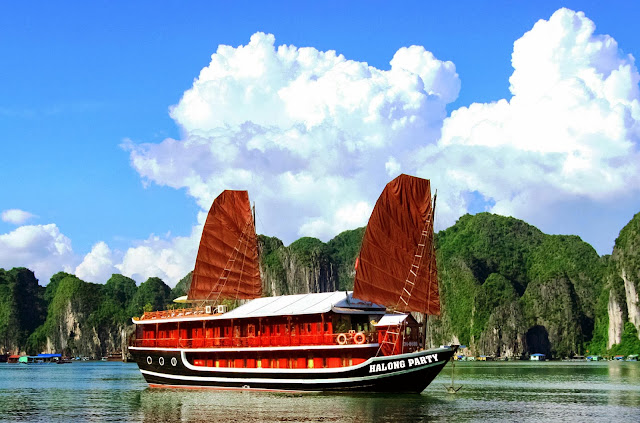 Halong bay, Vietnam