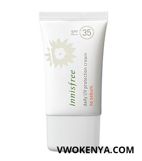 Kem chống nắng innisfree Daily UV Protection Cream No Sebum SPF 35 + PA +++