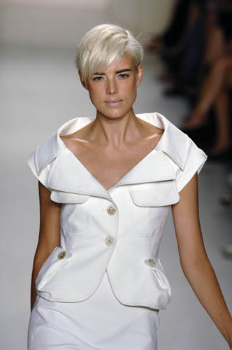 agyness deyn short hair. Short Cute Hairstyles Agyness Deyn Short, cute hairstyles of Aggy!