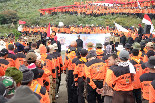 Wow ! 1500 Kader PKS Apel Hari Kesaktian Pancasila di Kawasan Gunung Bromo