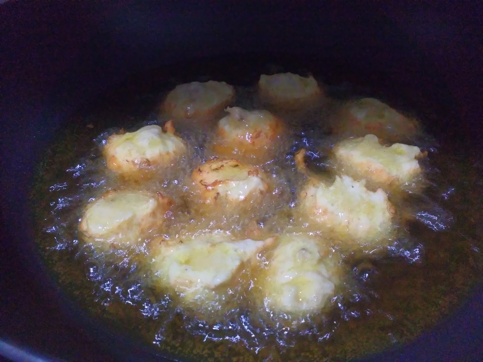 Dapur Cempakasari: Cekodok Pisang yang lembut dan sedap