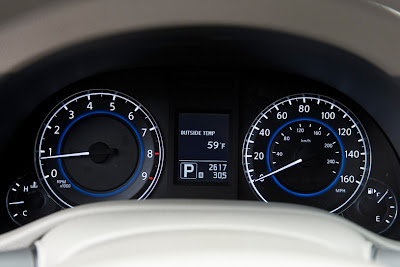 2011 Infiniti G25 Sedan Gauges