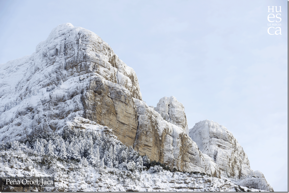 pena-oroel-jaca-huesca-navidad