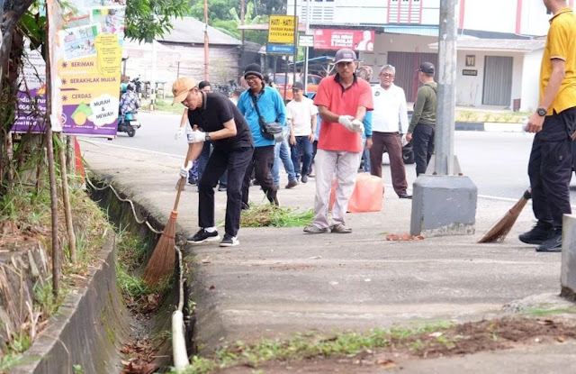 Cegah Banjir, Pj Wako Hasan Turunkan 600 Personel untuk Normalisasi Drainase