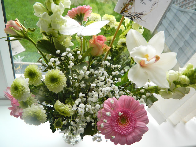 A photo of a spring time mother's day bouquet from Prestige Flowers