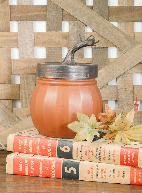 Dollar Tree painted jars to look like pumpkins