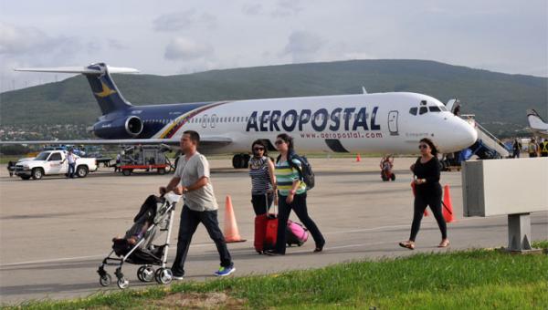 Alarma en aeropuerto venezolano de Porlamar por hombre de origen árabe que gritó que explotaría avión de Aeropostal