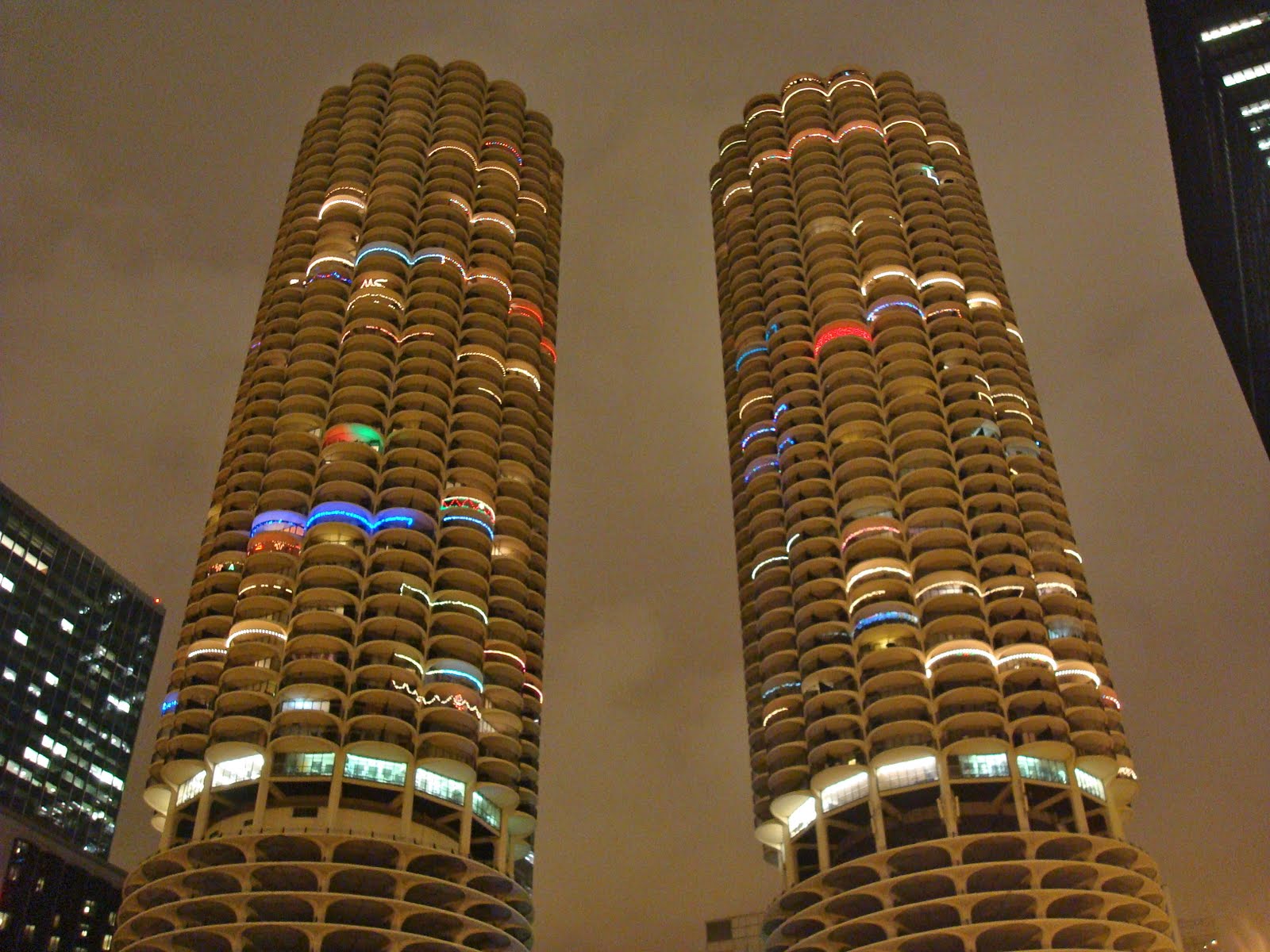 rent rent rent Marina Towers Chicago Apartments | 1600 x 1200