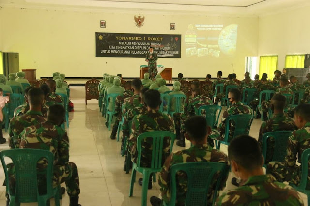 Kum Divif 2 Kostrad Laksanakan Penyuluhan Hukum di Batalyon Armed 1/Roket/AY/1/2