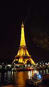 Torre Eiffel, Paris (França) (dsc )