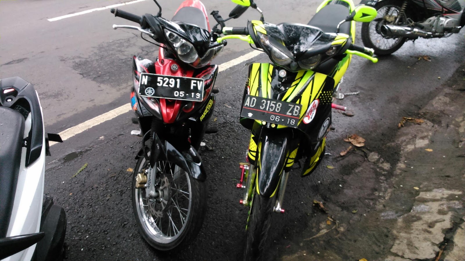 Koleksi Modifikasi Motor Jupiter Z Ban Besar Terlengkap Pojok