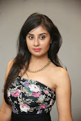 Bhanusri Mehra latest glam pics-thumbnail-29