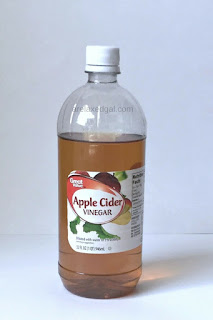 Did you know apple cider vinegar is a natural cleanser? See the benefits of doing apple cider vinegar rinses on your hair whether natural, colored, or relaxed. | arelaxedgal.com