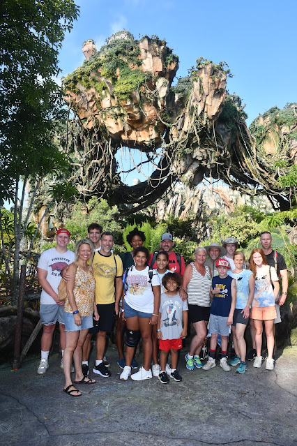 Tips for Going to Disney with a Big Group