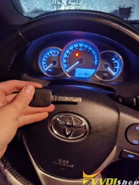 VVDI Key Tool Plus Toyota Auris 2013 All Keys Lost 3