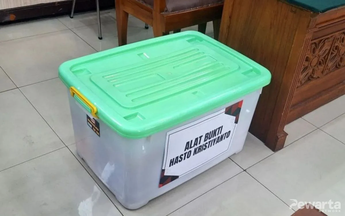 Tim Hasto Kristiyanto Ajukan 41 Bukti dalam Sidang Praperadilan di PN Jaksel