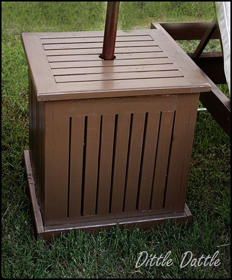 Pottery-Barn-Side-Table-and-Umbrella-Stand