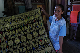 kerajinan tekstil