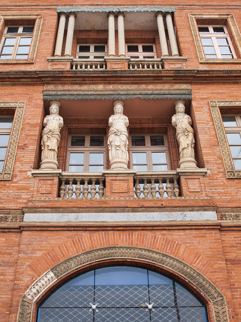 jiemve, Montauban, façade, statues