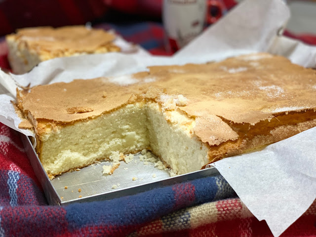 Bica blanca de Laza (Galicia), hecha de claras, típica de Carnaval